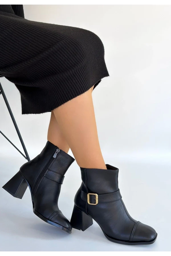 Mejjo Siyah Cilt Topuklu Bot