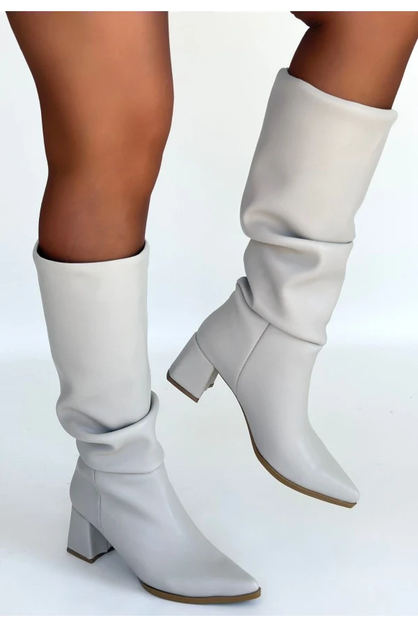 Pitay Bej Cilt Topuklu Çizme