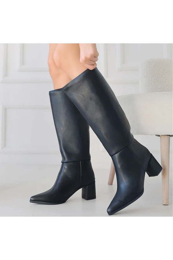 Roksa Siyah Cilt Topuklu Çizme