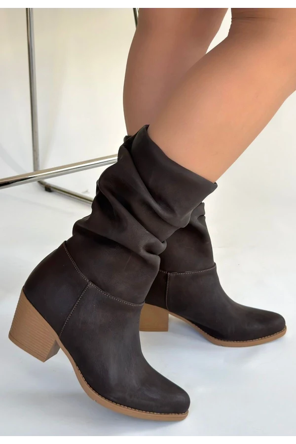Yior Acı Kahve Nubuk Topuklu Bot