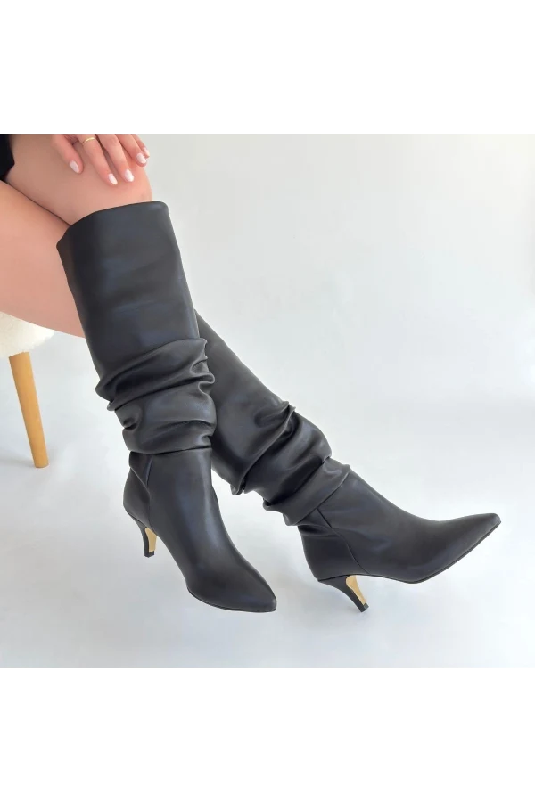 Zelya Siyah Cilt Topuklu Çizme