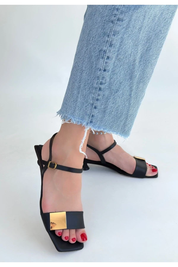 Zıan Siyah Topuklu Ayakkabı