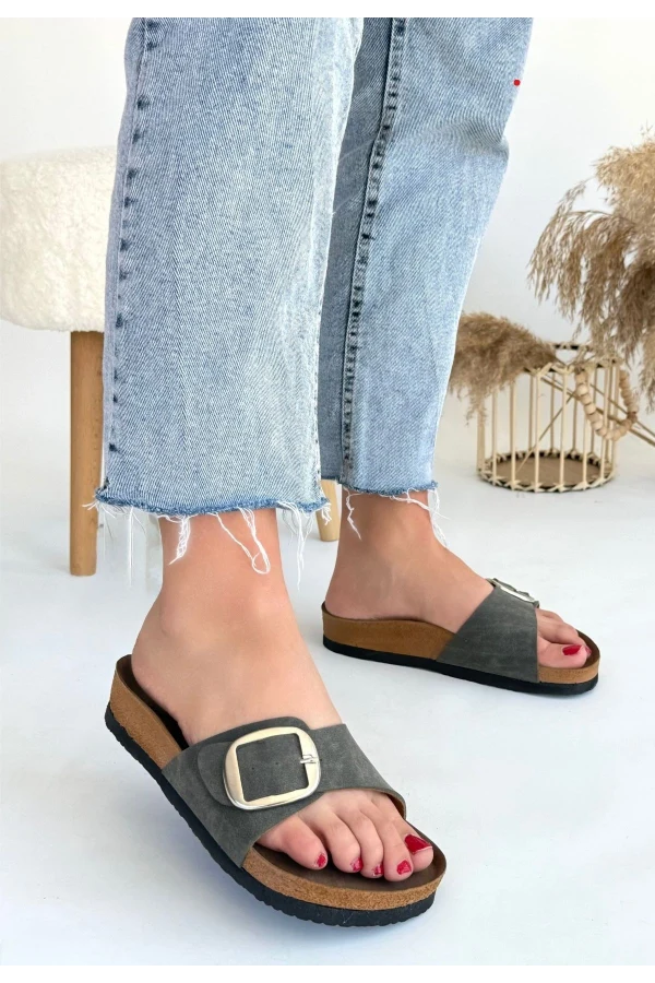 Zooy Yeşil Nubuk Terlik