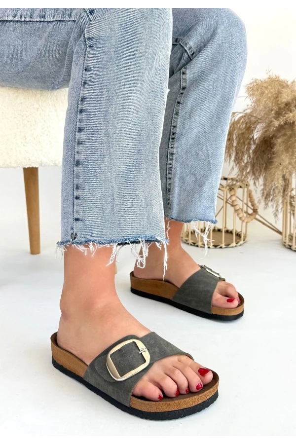 Zooy Yeşil Nubuk Terlik