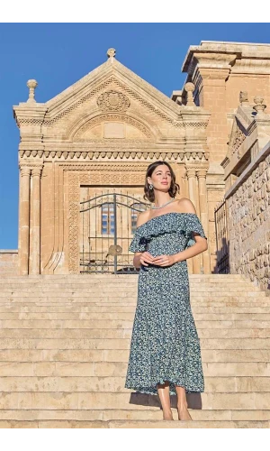 Arias Closet Çiçek Desenli Elbise