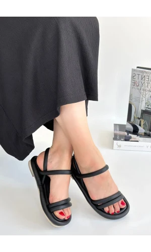 Winta Siyah Cilt Sandalet