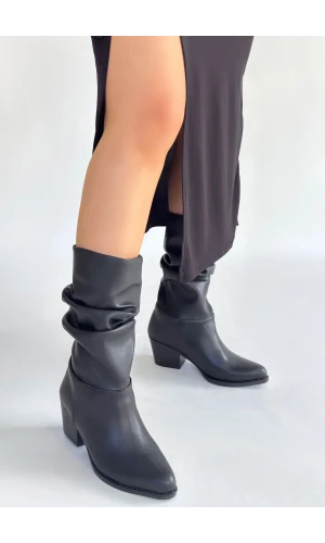 Yior Siyah Cilt Topuklu Bot