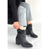 Lukana Siyah Cilt Topuklu Körüklü Bot