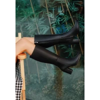 Morena Siyah Desenli Cilt Topuklu Çizme