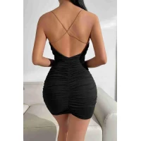 Arias Closet Gögüs Degajeli Sırt Zincir Detaylı Büzgülü Siyah Mini Club Elbisesi