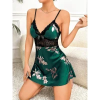 Arias Closet Özel Tasarım Çiçek Desenli İnce Askılı Dantel İşlemeli Yeşil Mini Saten Gecelik