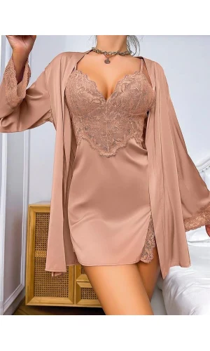 Arias Closet Özel Tasarım Dantel İşlemeli Şık Göğüs Dekolteli Sabahlıklı 2li Saten Gecelik Takımı