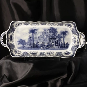 Zarif Mavi Beyaz Desenli Bavaria Porselen Kahve Sunumluk Tepsisi - Kahve Keyfinize Klasik Bir Dokunuş