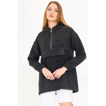 Kadın Siyah Kapüşonlu Cep Kapaklı Kaşe Sweatshirt ARM-25K001097