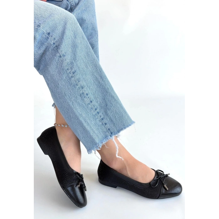 Etya Siyah Cilt Babet Ayakkabı