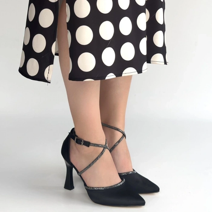 Kanji Siyah Saten Topuklu Ayakkabı