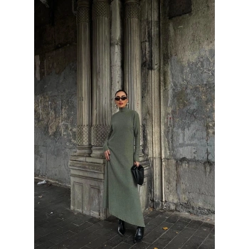 Boğazlı kalın bürümcük uzun elbise yeşil