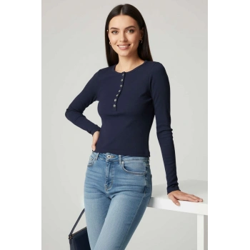 Çıtçıt Detaylı Bluz Lacivert T4343
