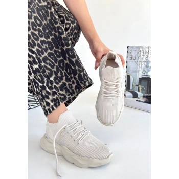 Henta Bej Triko Bağcıklı Spor Ayakkabı