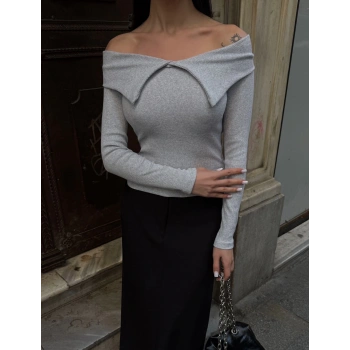 Kelebek yaka uzun kol bluz Gri