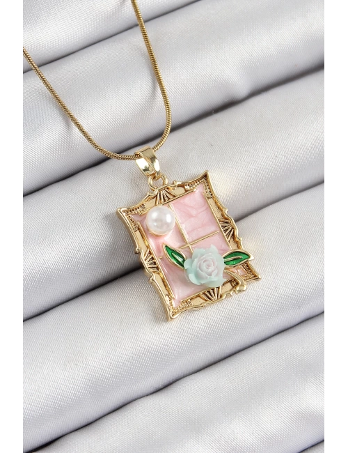 316L Çelik Zincir Pembe Sanatsal Portre İnci Detaylı Gül Figürlü Model Gold Renk Kadın Kolye