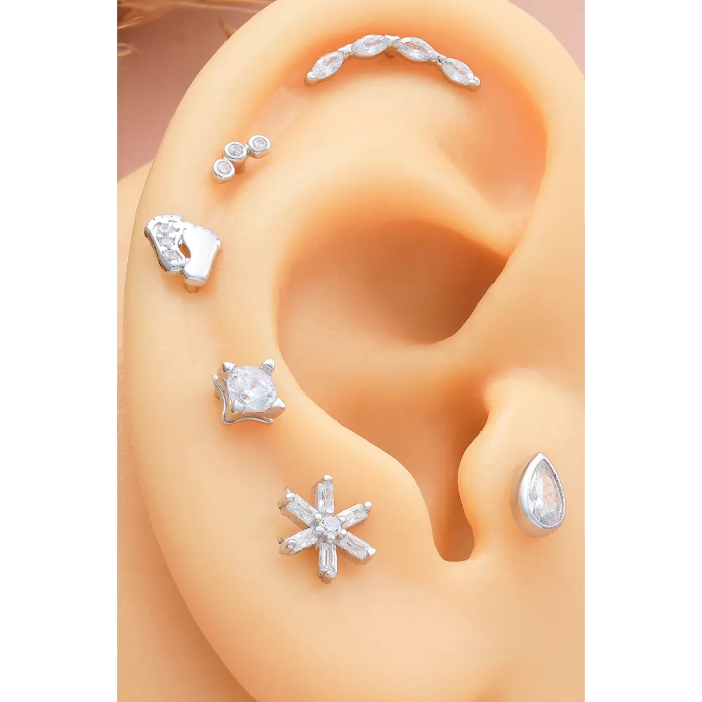 925 Ayar Bebek Ayak Motifli Minimal Tragus Piercing