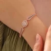 925 Ayar Zirkon Taşı Süslemeli Gümüş Bileklik Rose