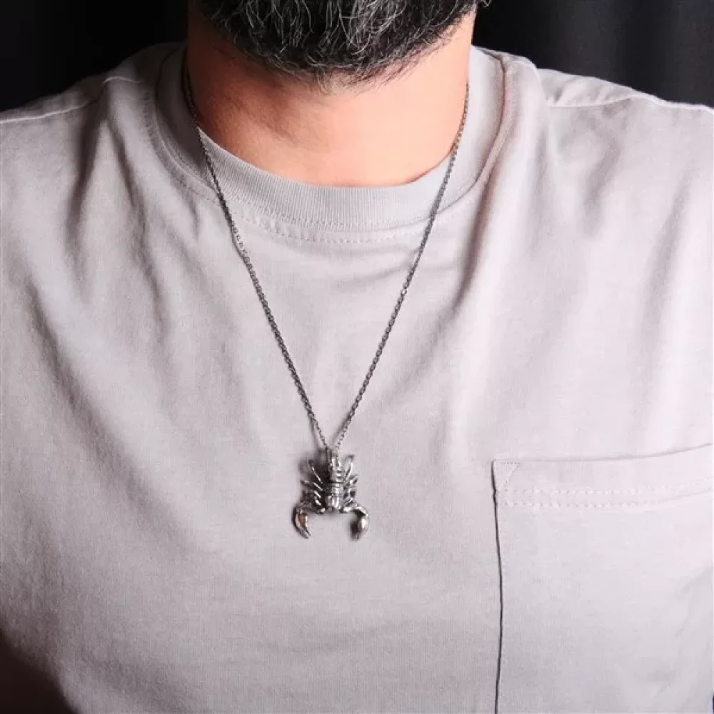 925 Ayar Gümüş Akrep Kolye