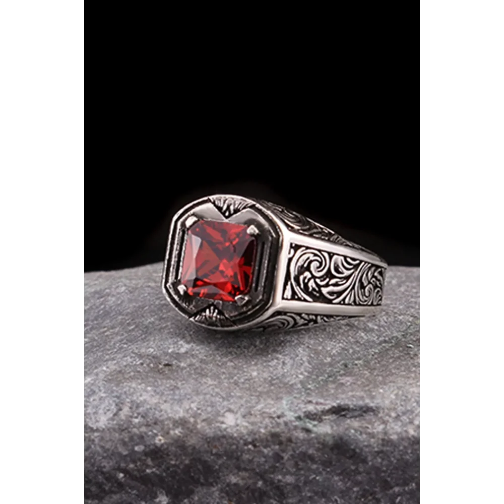 925 Ayar Gümüş Kalem İşlemeli Motif Zirkon Taşlı Erkek Yüzük Silver