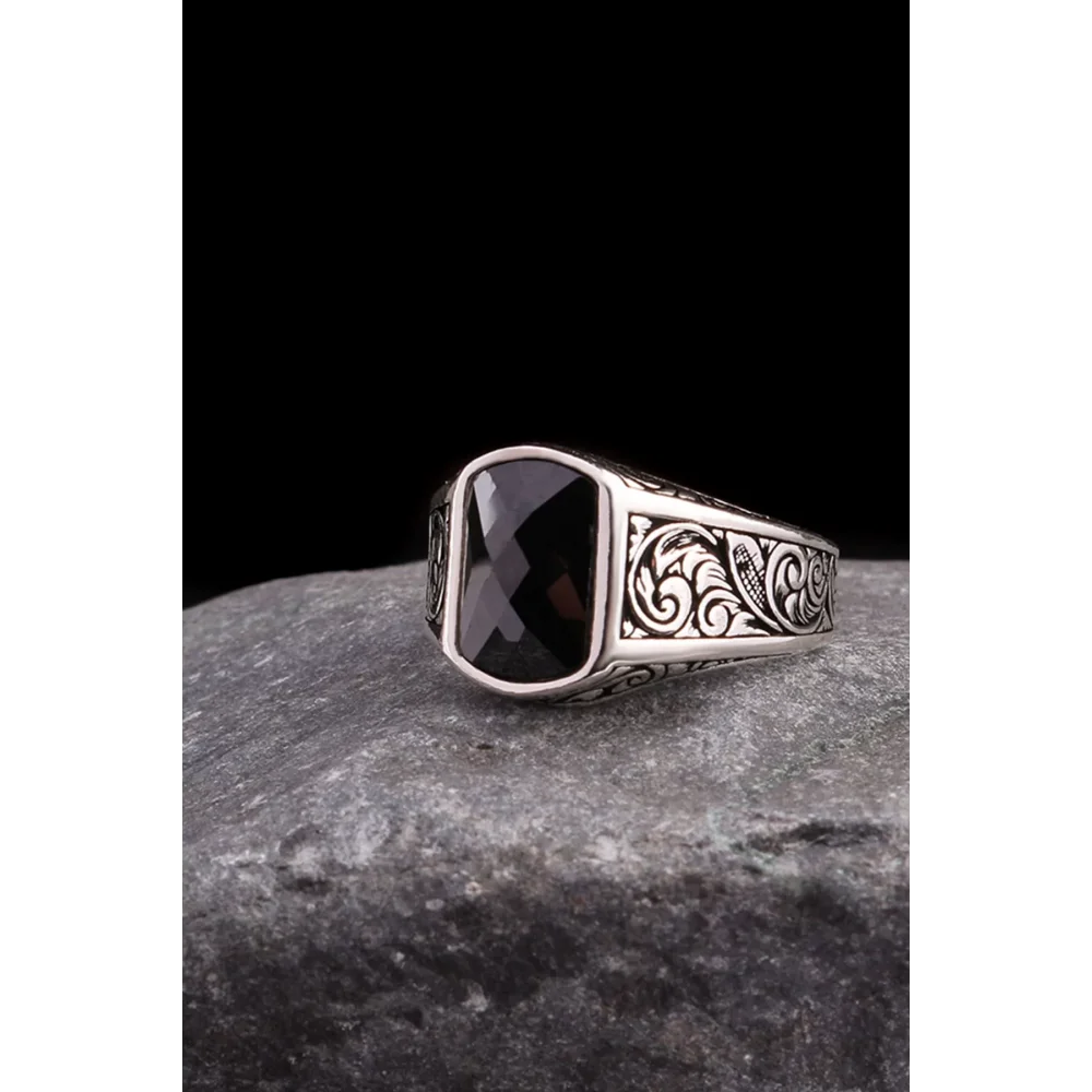 925 Ayar Gümüş Kalem İşlemeli Motif Zirkon Taşlı Erkek Yüzük Silver