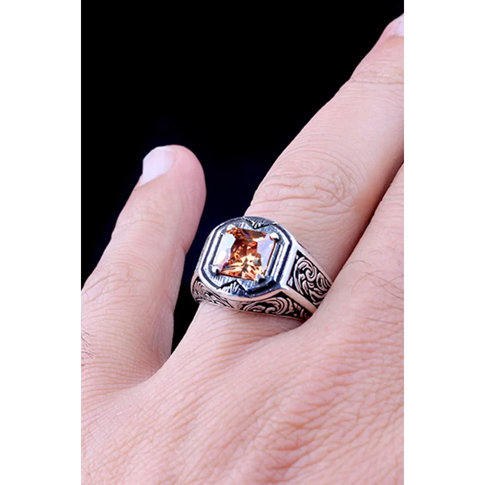 925 Ayar Gümüş Kalem İşlemeli Motif Zirkon Taşlı Erkek Yüzük Silver