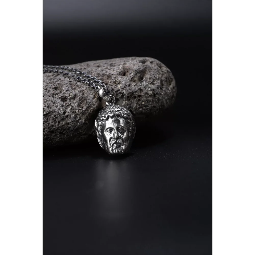 925 Ayar Gümüş Zeus Figürlü Kolye Silver