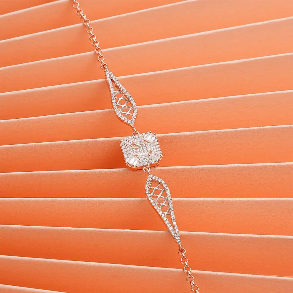925 Ayar Gümüş Zirkon Taşı Süslemeli Örgü Model Bileklik Rose