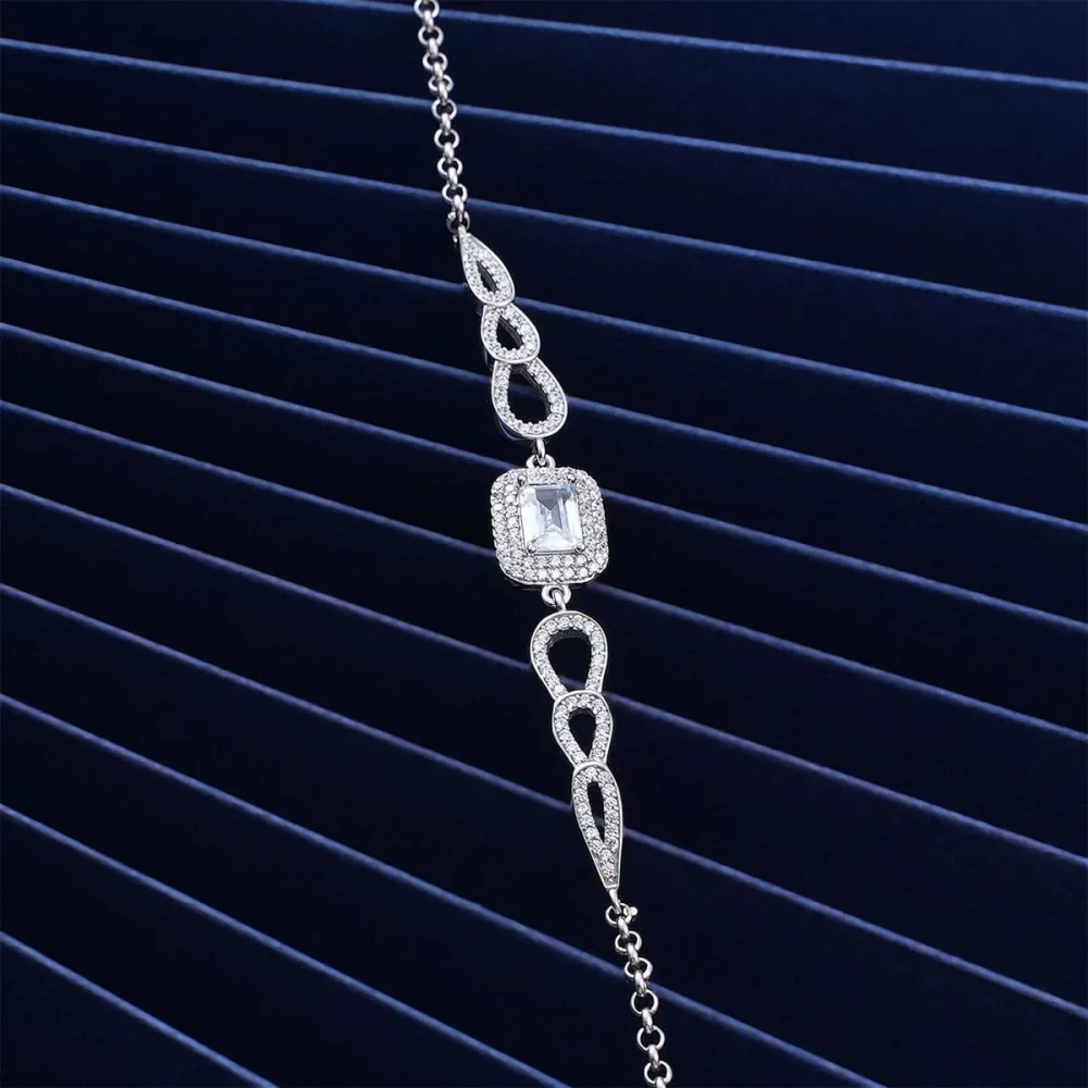 925 Ayar Gümüş Zirkon Taşlı Damla Motifli Bileklik Silver