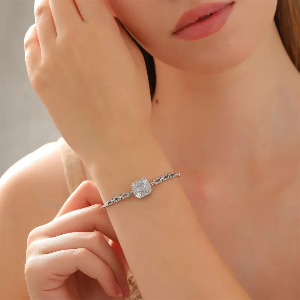 925 Ayar Gümüş Zirkon Taşlı Modern Bileklik Silver
