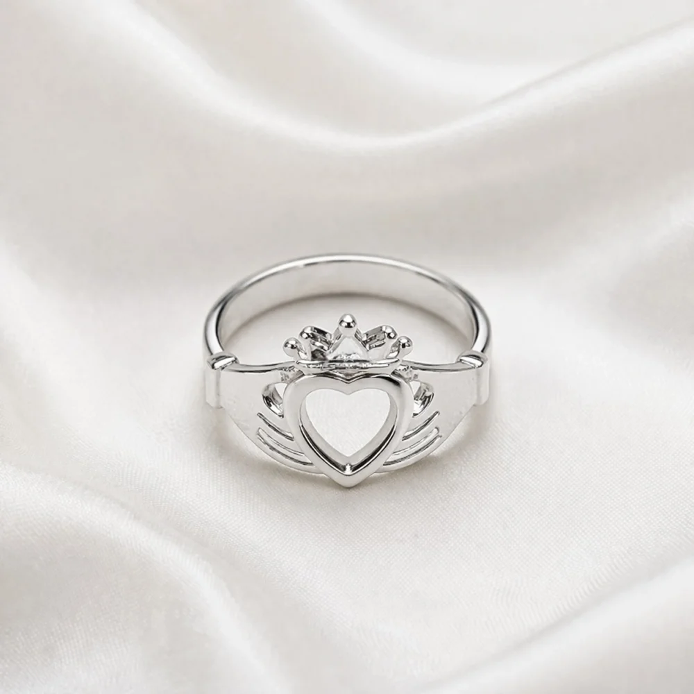 925 Ayar Gümüş Kalp ve Taç Tasarım Yüzük