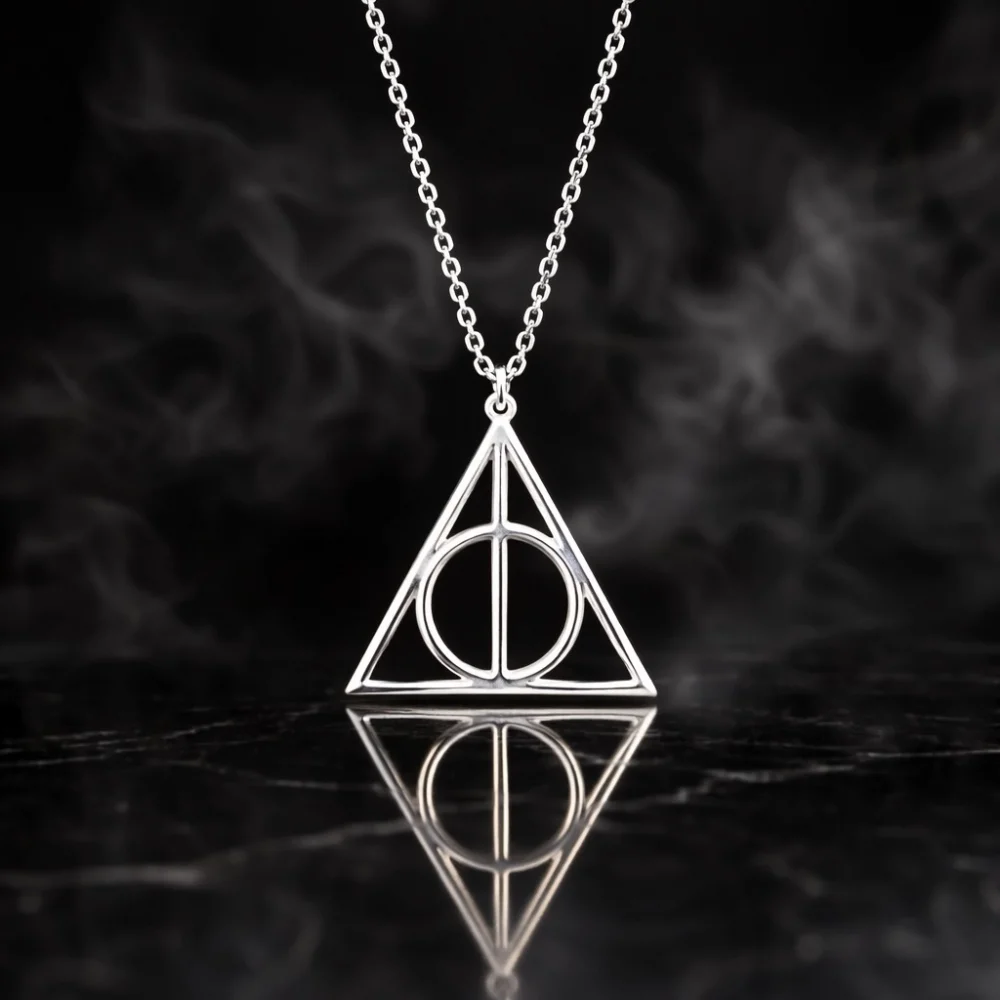 925 Ayar Gümüş Gizem Üçgeni Kolye