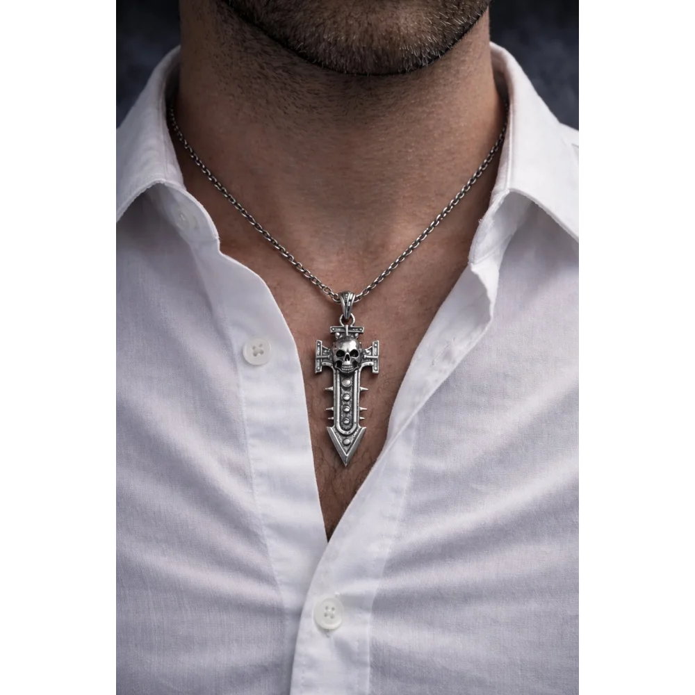925 Ayar Gümüş Kara Hüküm Kafatası Kılıç Kolye