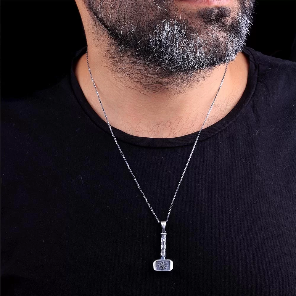 925 Ayar Gümüş İşlemeli Thor Çekici Çekiç Erkek Kolye
