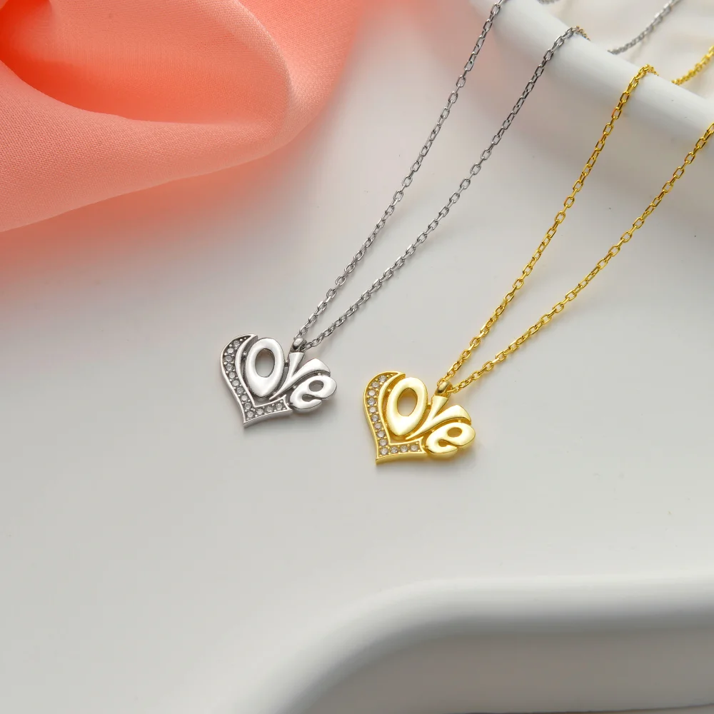 925 Ayar Gümüş Love Kalp Kolye