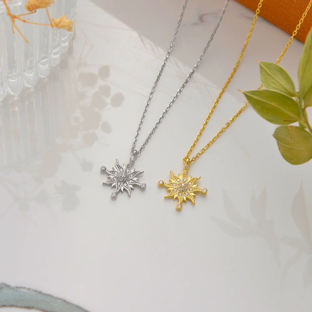 925 Ayar Gümüş Taşlı Kartanesi Kolye