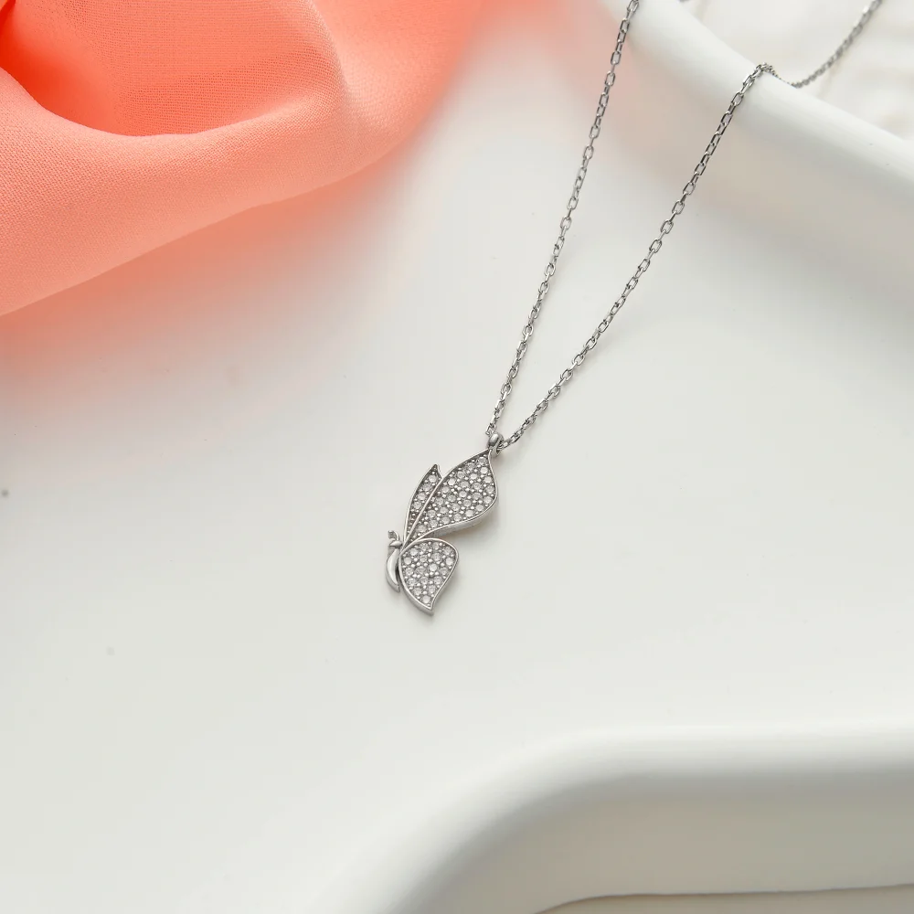 925 Ayar Gümüş Zarif Kelebek Kolye