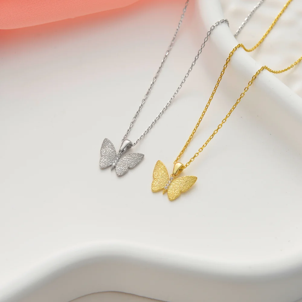 925 Ayar Gümüş Zarif Kelebek Kolye