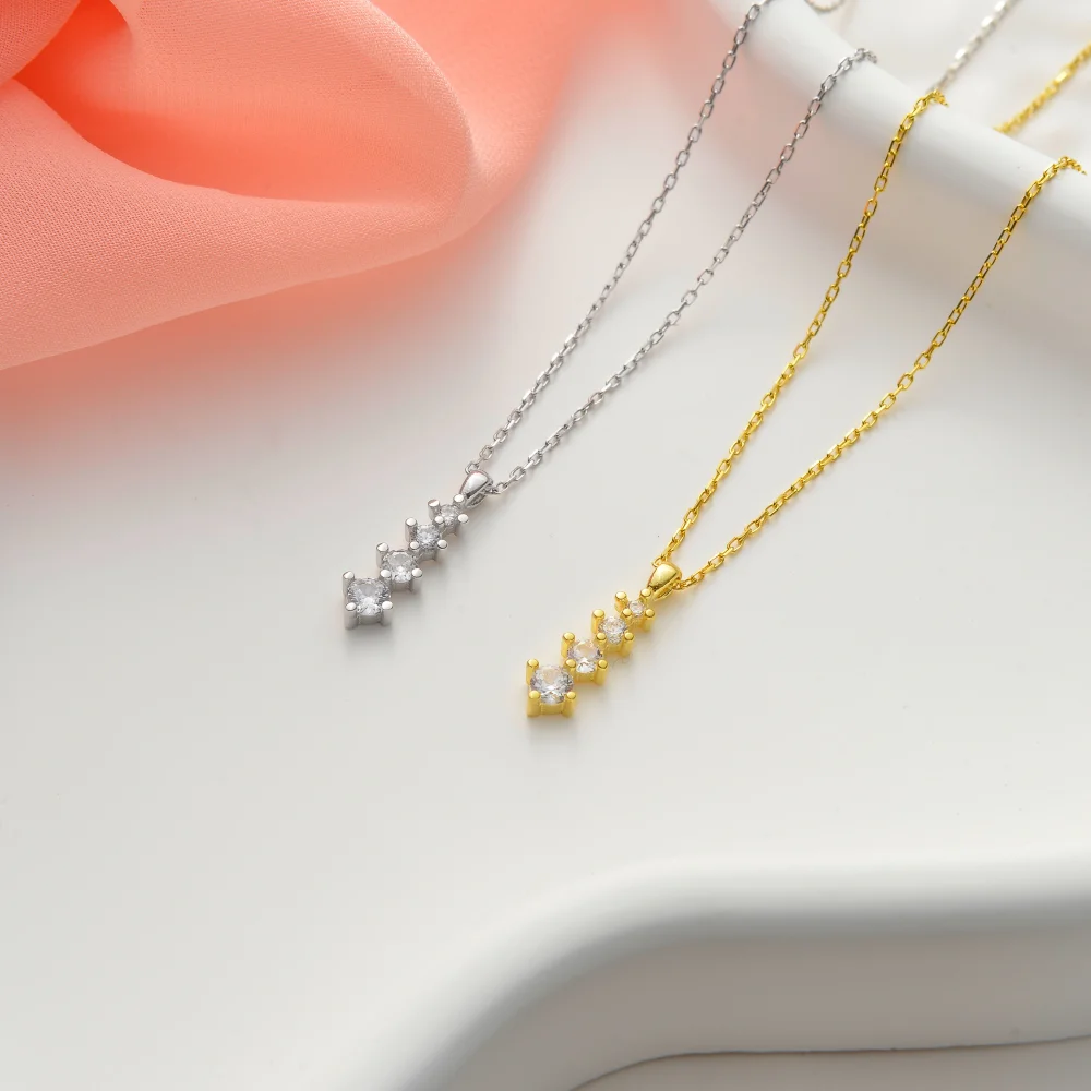 925 Ayar Gümüş Zirkon Taşlı Kolye