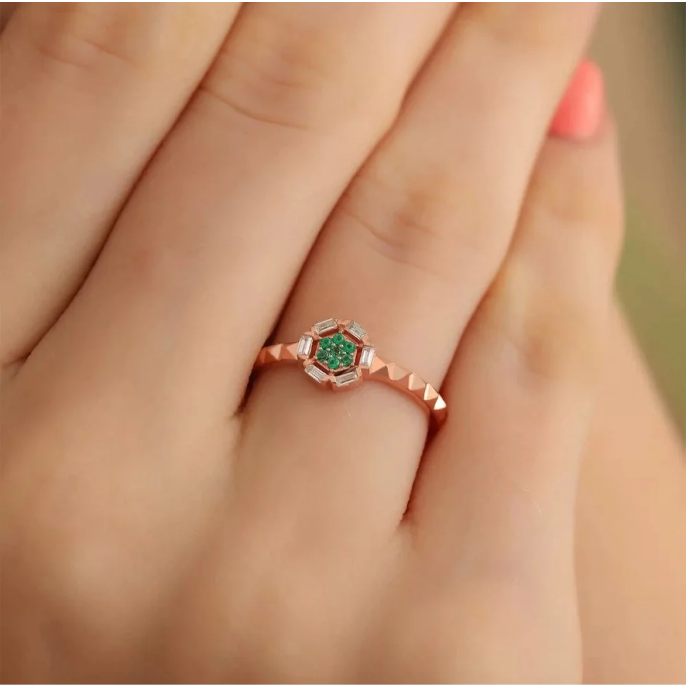 925 Ayar Zirkon Taş Süslemeli Çiçek Baget Gümüş Yüzük Rose