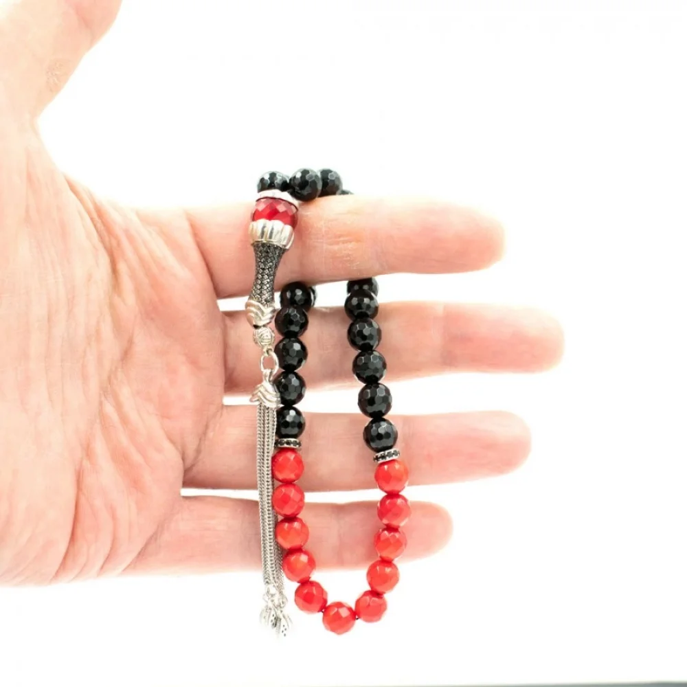 ÖZEL TASARIM İMAME VE PÜSKÜLLÜ KIRMIZI SİYAH ONIX TAŞLI TESBİH