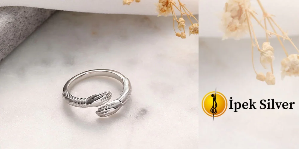 Gümüş Yüzük Nasıl Temizlenir?