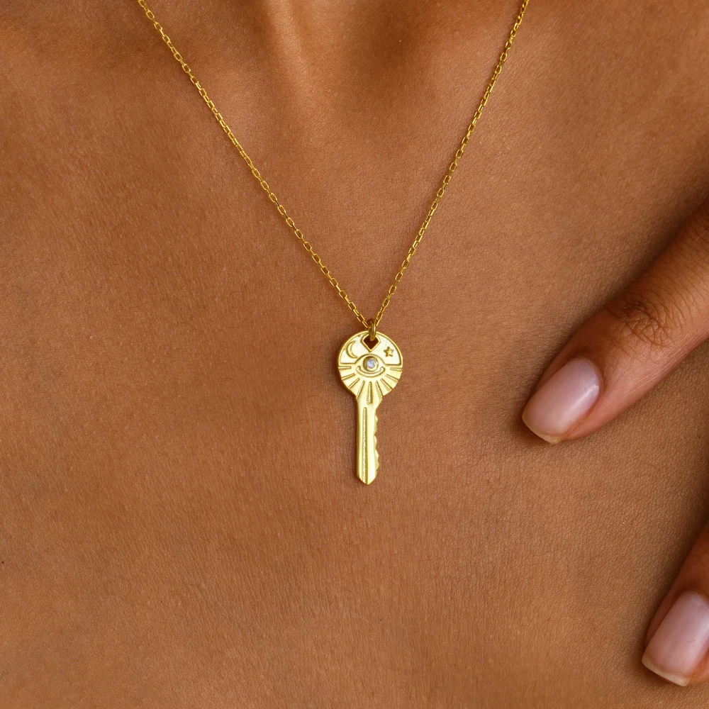 925 Ayar Göz Figürlü Anahtar Gümüş Kolye