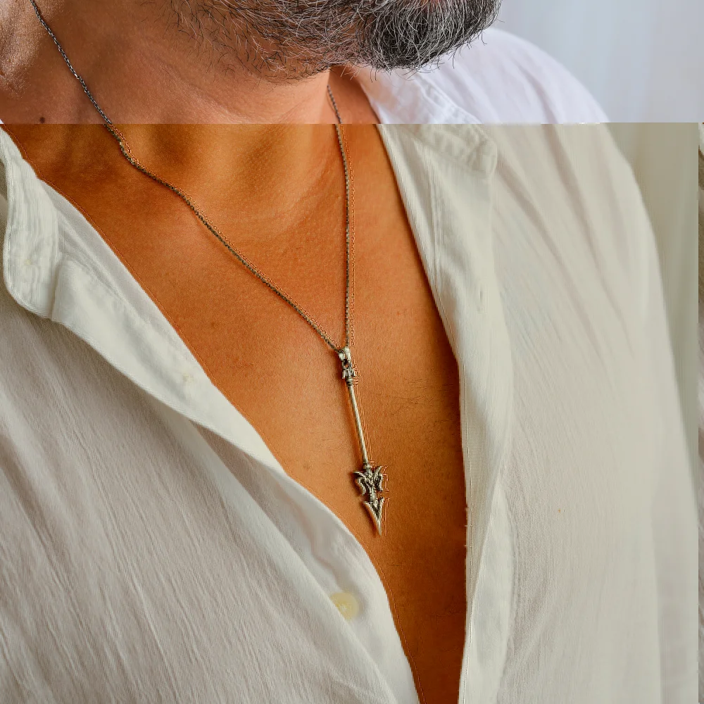 925 Ayar Gümüş Alev Desenli Mızrak Ucu Kolye