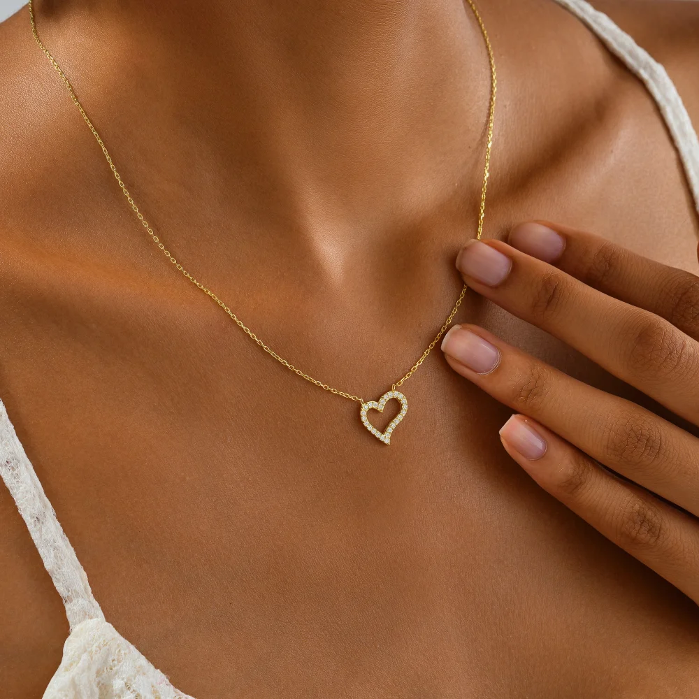 925 Ayar Gümüş Aşkın Sembolü Kalp Tasarım Kadın Kolye